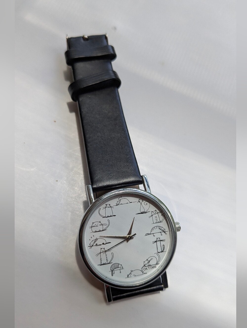 Unisex Faux Leather Quartz Cartoon Cat Watch